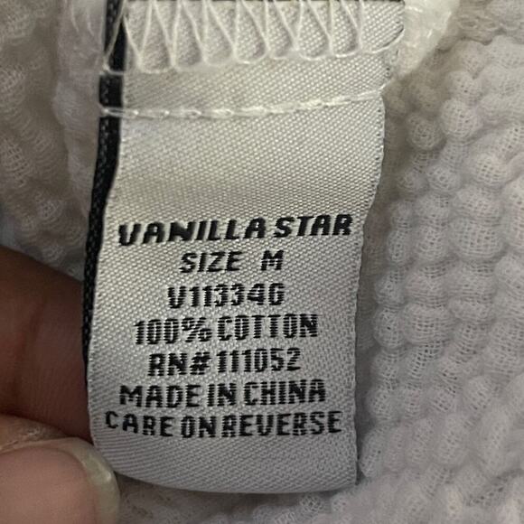 Vanilla Star WhiteTextured Gauze Button-Down Shirt Women’s Size M - Picture 4 of 4